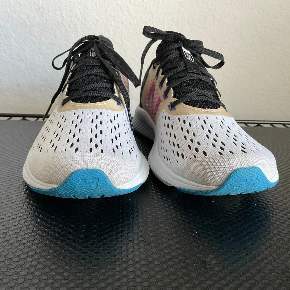 New Balance DynaSoft DRFT v2 Womens 8.5 Running Shoes White Pink WDRFTRW1